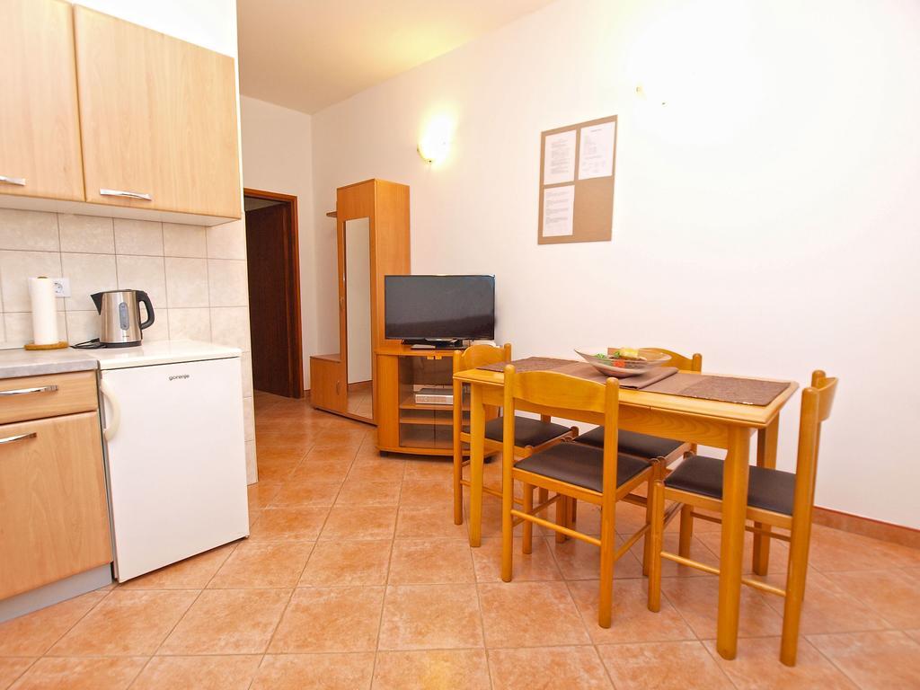 Apartment Claudio 1136 Galižana Екстериор снимка